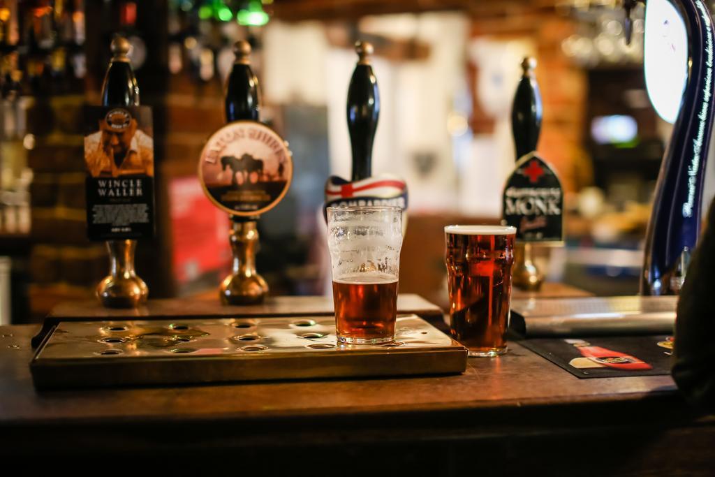 The Plough Inn & Restaurant كونغيلتون المظهر الخارجي الصورة